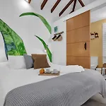 Casa De Teja بيت للعطل *