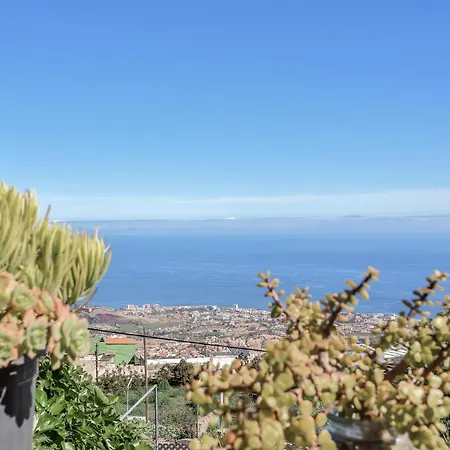 Casa De Teja ラ・オロタバ