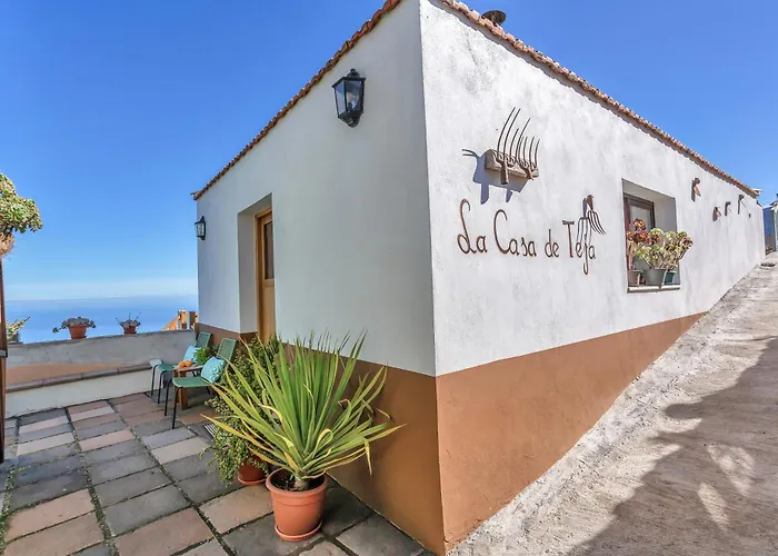 Casa De Teja